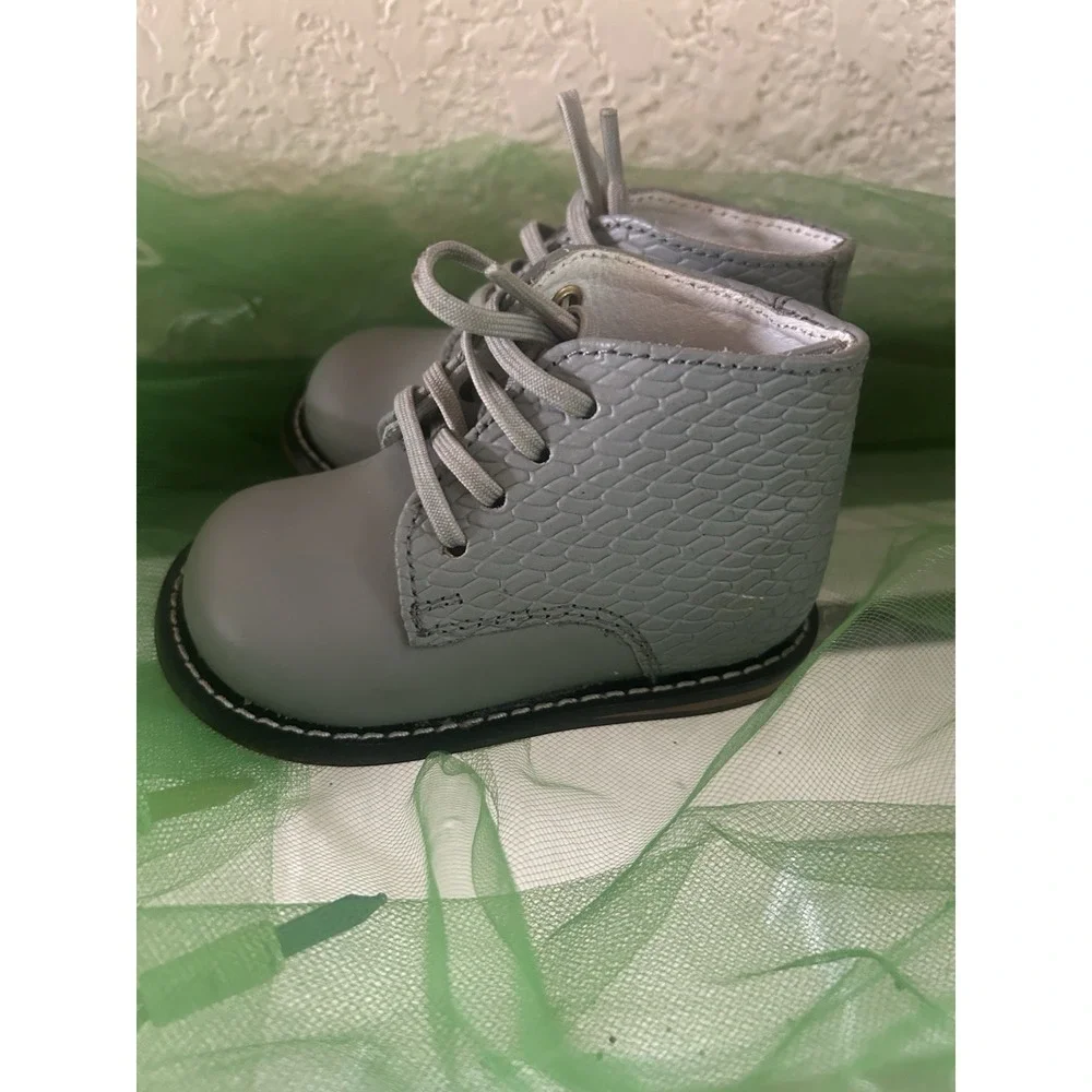 Cute! JOSMO Walker Unisex Baby Walking Shoes Size 3.5 Genuine Leather Gray